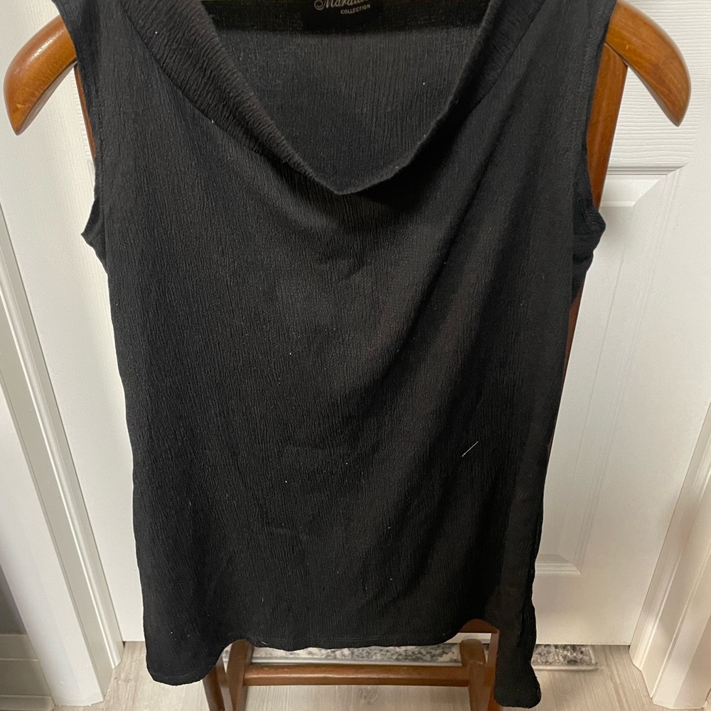 Marallis Black Sleeveless Top